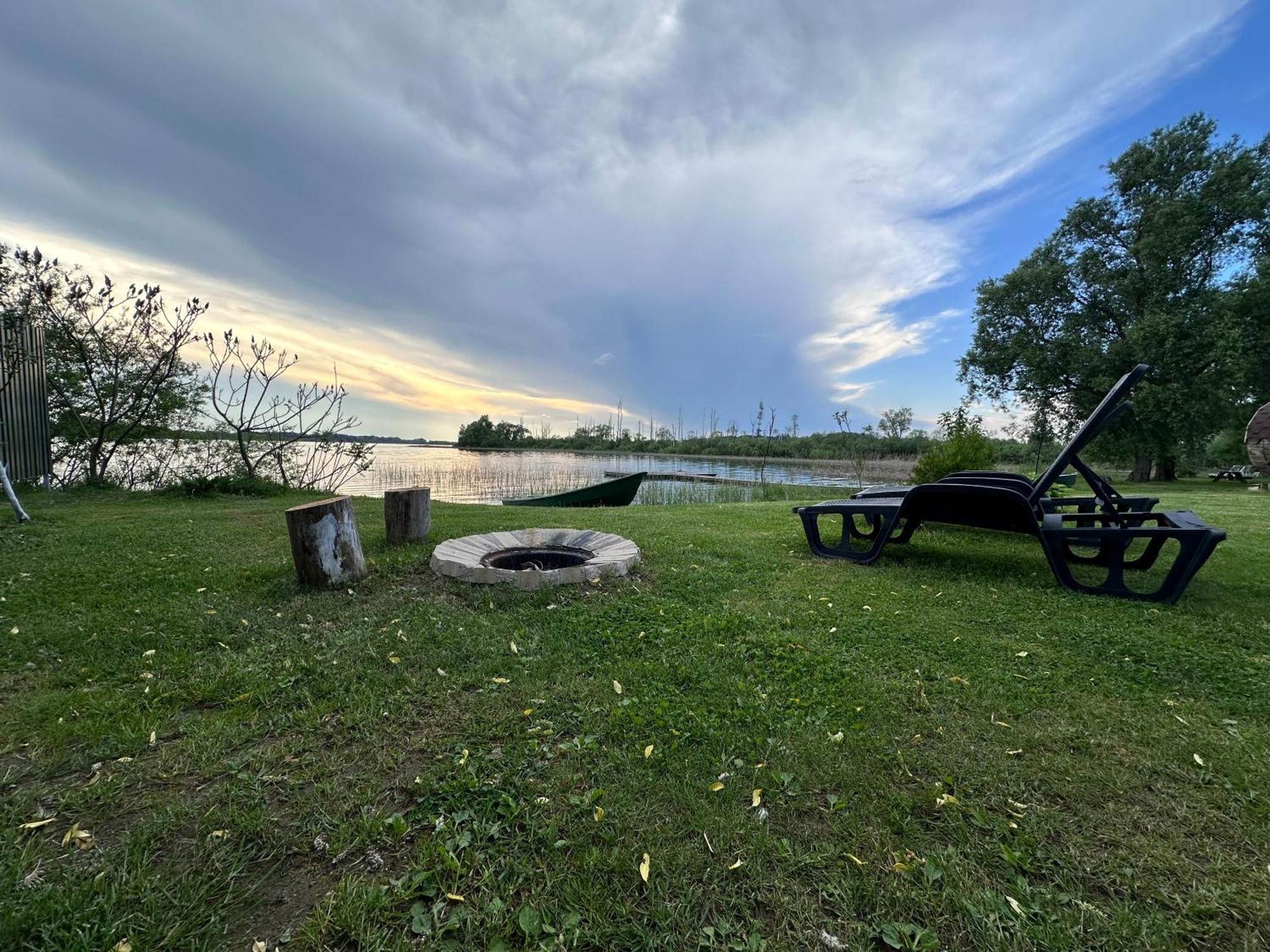Mazligzdina Villa Viski Bagian luar foto