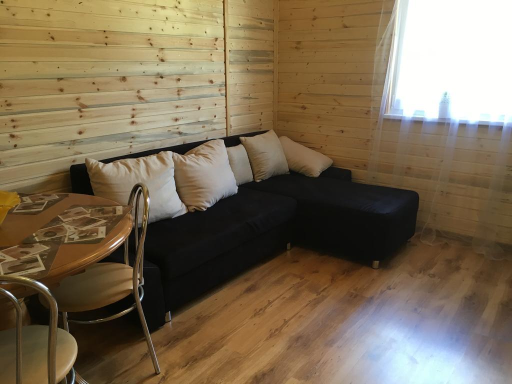 Mazligzdina Villa Viski Bagian luar foto